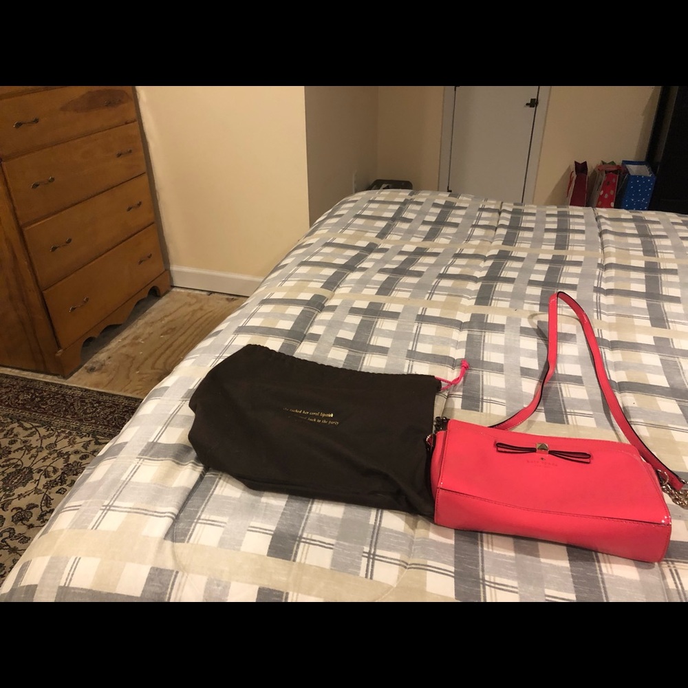 Handbag